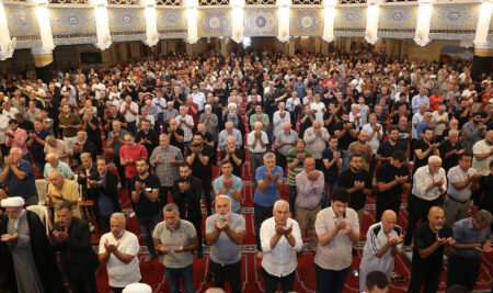 الأمانة: معيارُ الإيمانِ وسبيلُ حفظِ حقوقِ النَّاس